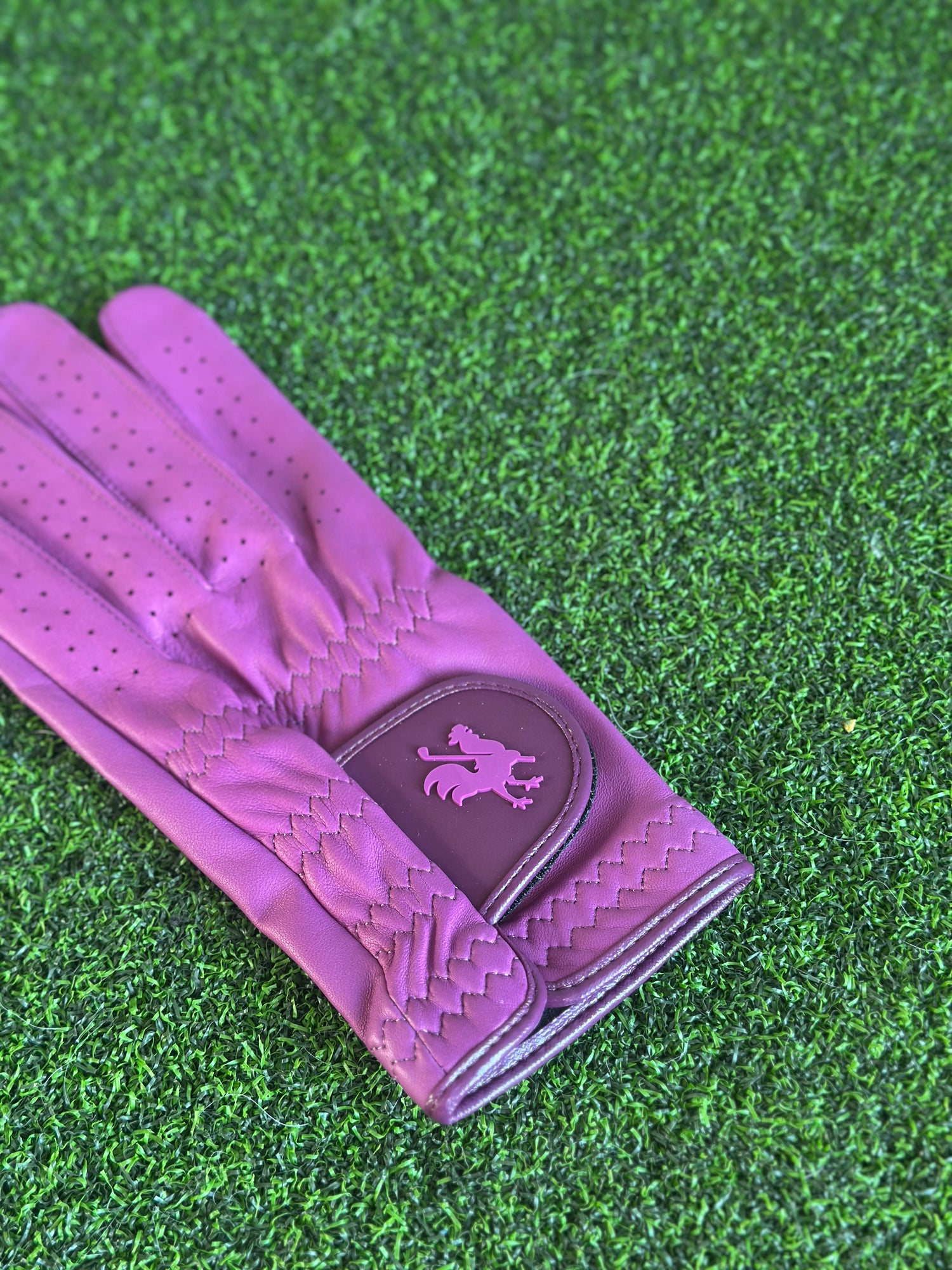 The Lilac Gloves USA - Red Rooster Golf Inc.